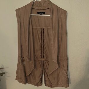 Elie Tahari Tan Sleeveless Vest